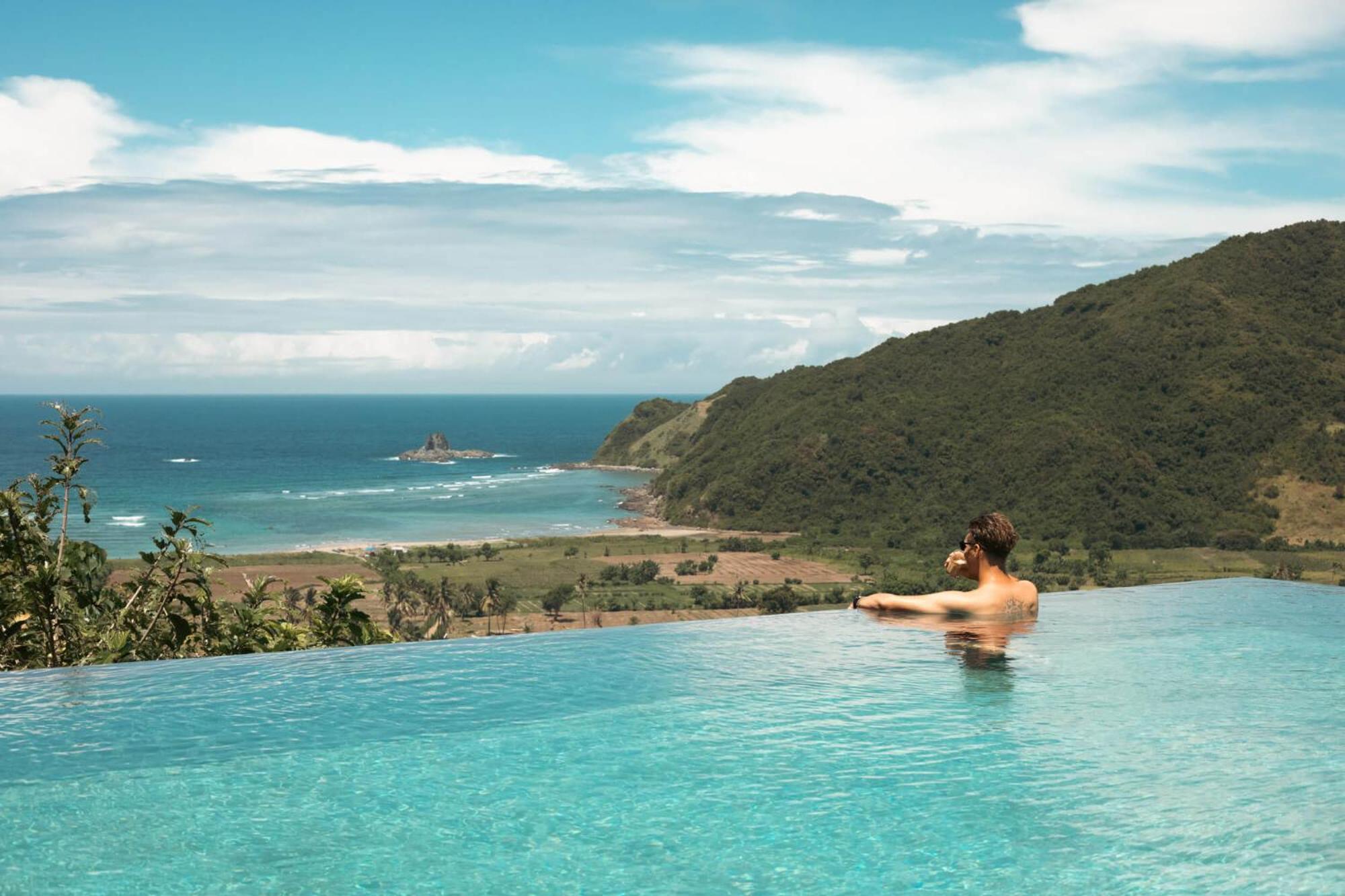 Tampah Hills Hotel เซอลงเบอลานัก ภายนอก รูปภาพ
